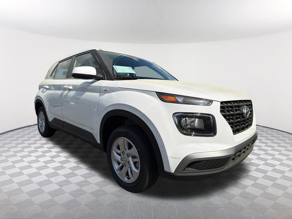 New 2026 Hyundai Venue SE image 3