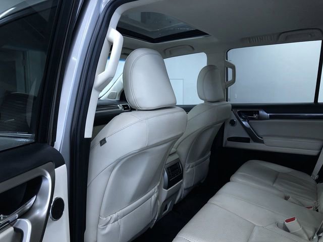 Used 2020 Lexus GX 460 Luxury image 19