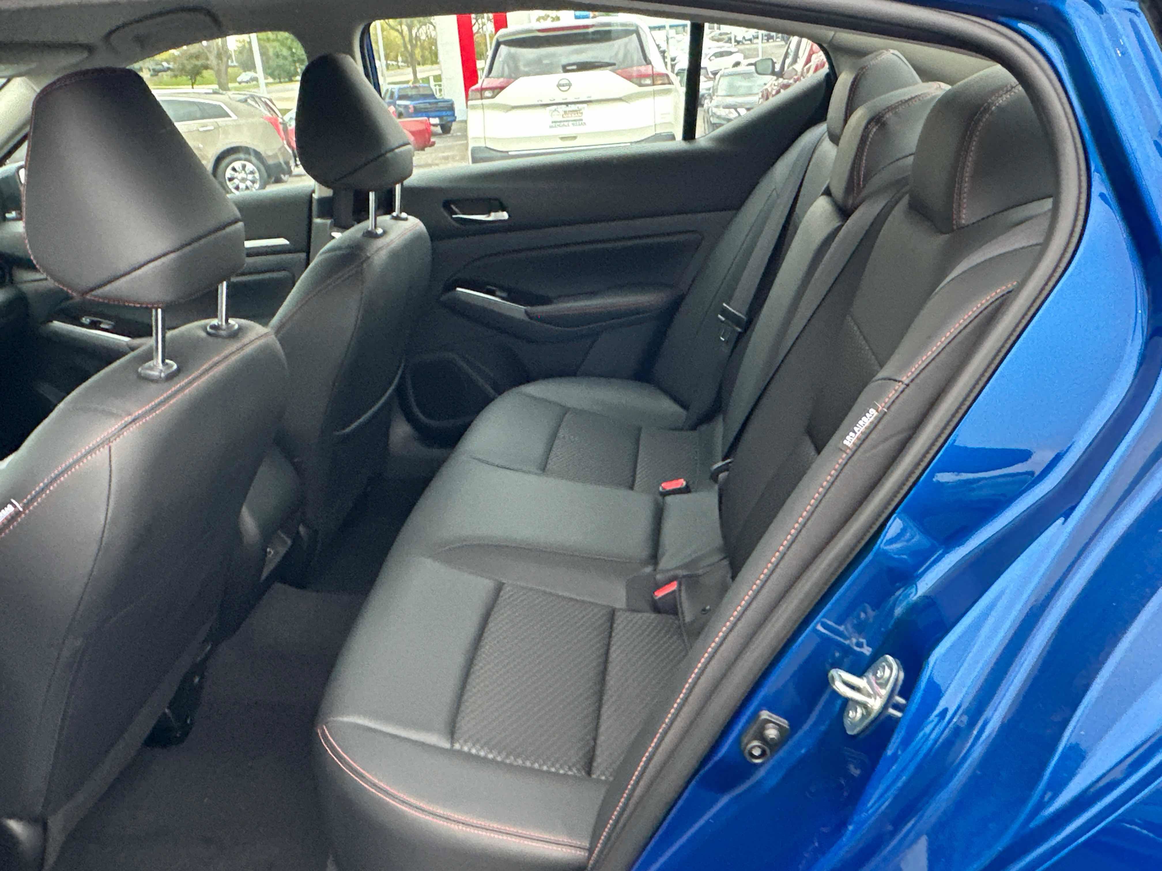 New 2025 Nissan Altima 2.5 SR image 29