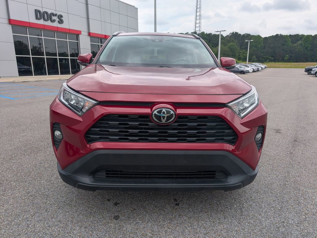 Used 2019 Toyota RAV4 XLE Premium FWD image 16