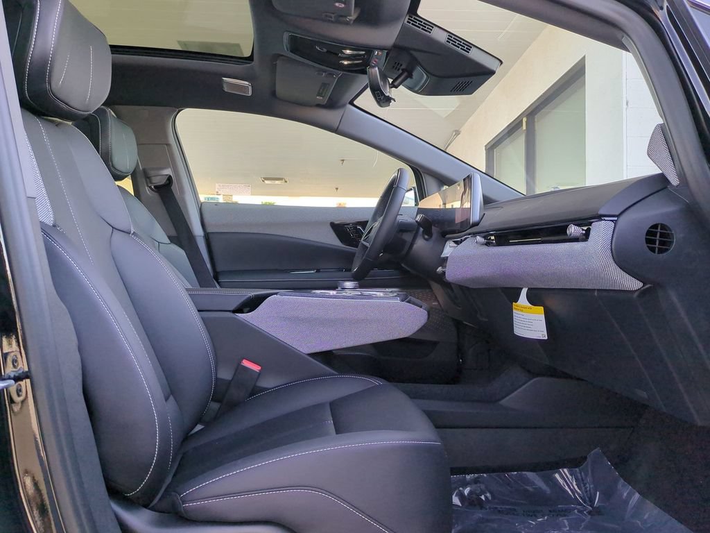 New 2026 Cadillac Optiq Luxury 1 RWD image 34