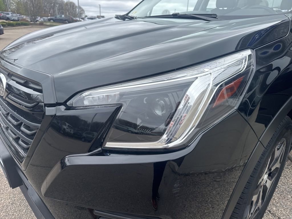 Used 2023 Subaru Forester Premium AWD/4WD image 21