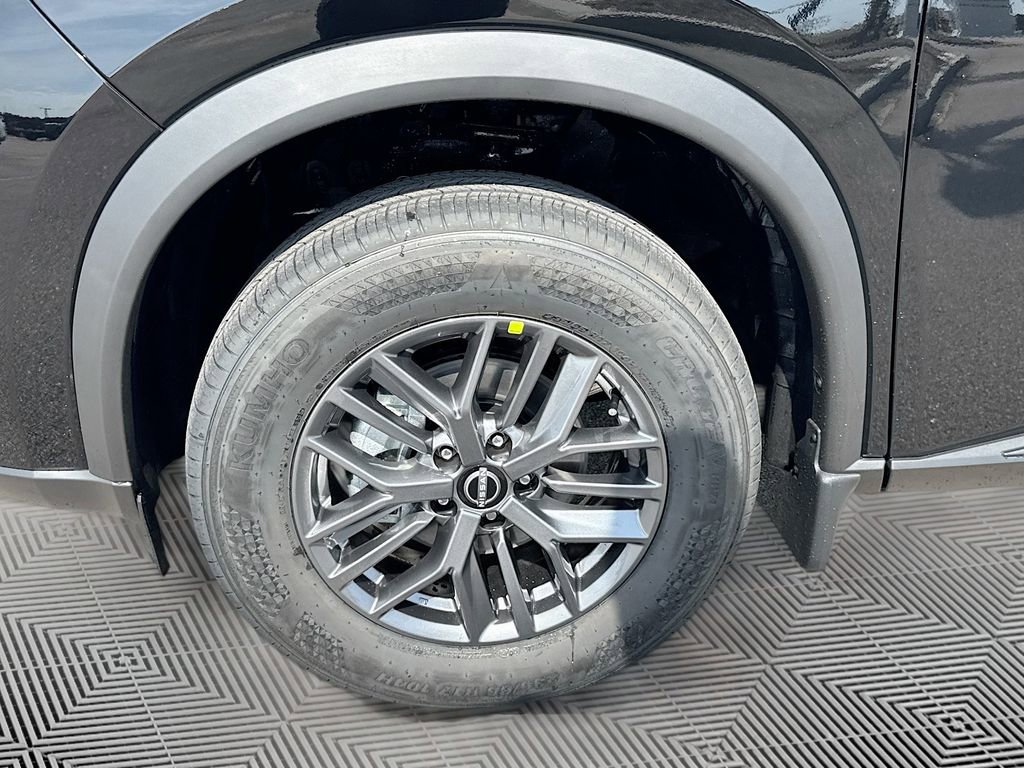 Used 2026 Nissan Rogue S FWD image 27