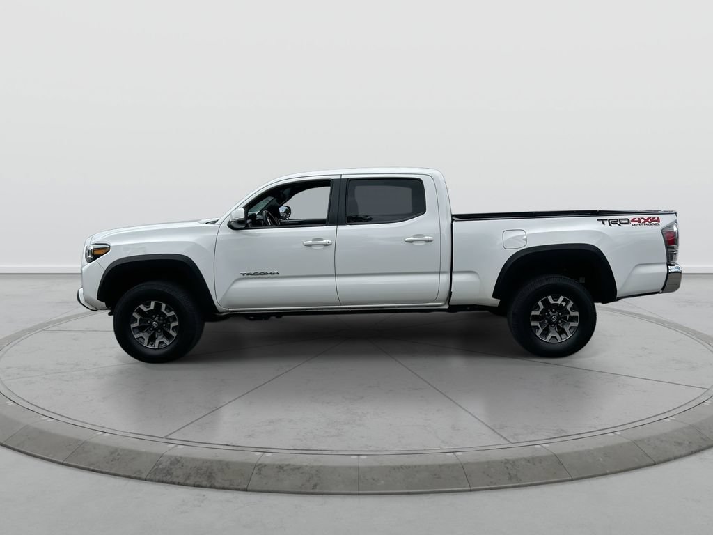 Used 2023 Toyota Tacoma TRD Off-Road AWD/4WD image 5