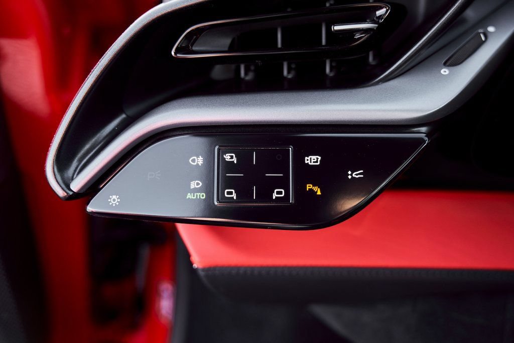 Used 2023 Ferrari SF90 Stradale AWD/4WD image 49