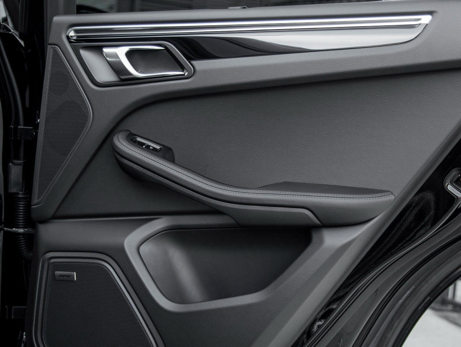 Used 2026 Porsche Macan S image 36