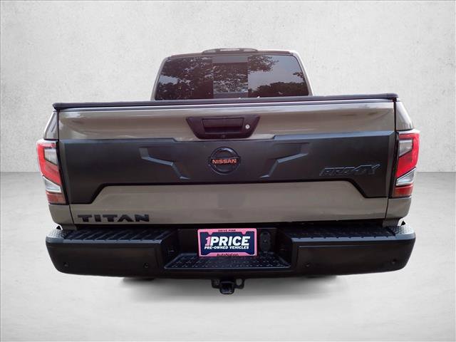 Used 2021 Nissan Titan PRO-4X AWD/4WD image 3