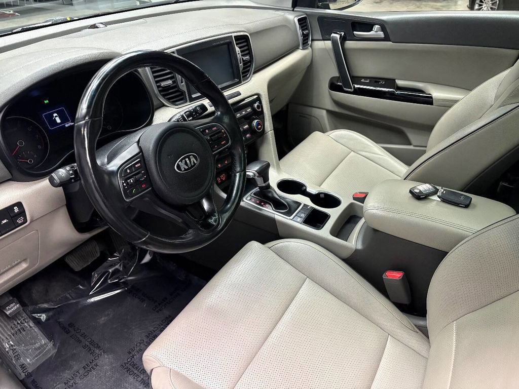 Used 2018 Kia Sportage EX w/ EX Technology Package image 18