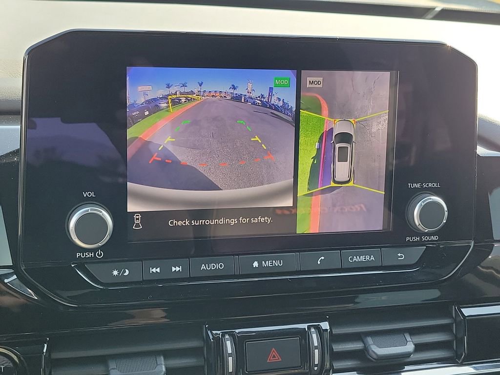 Used 2025 Nissan Pathfinder Rock Creek image 11