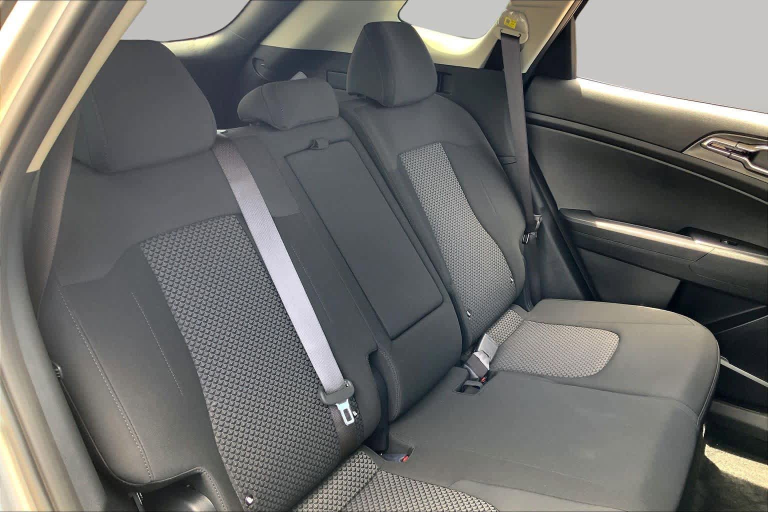 Certified 2024 Kia Sportage LX FWD image 20
