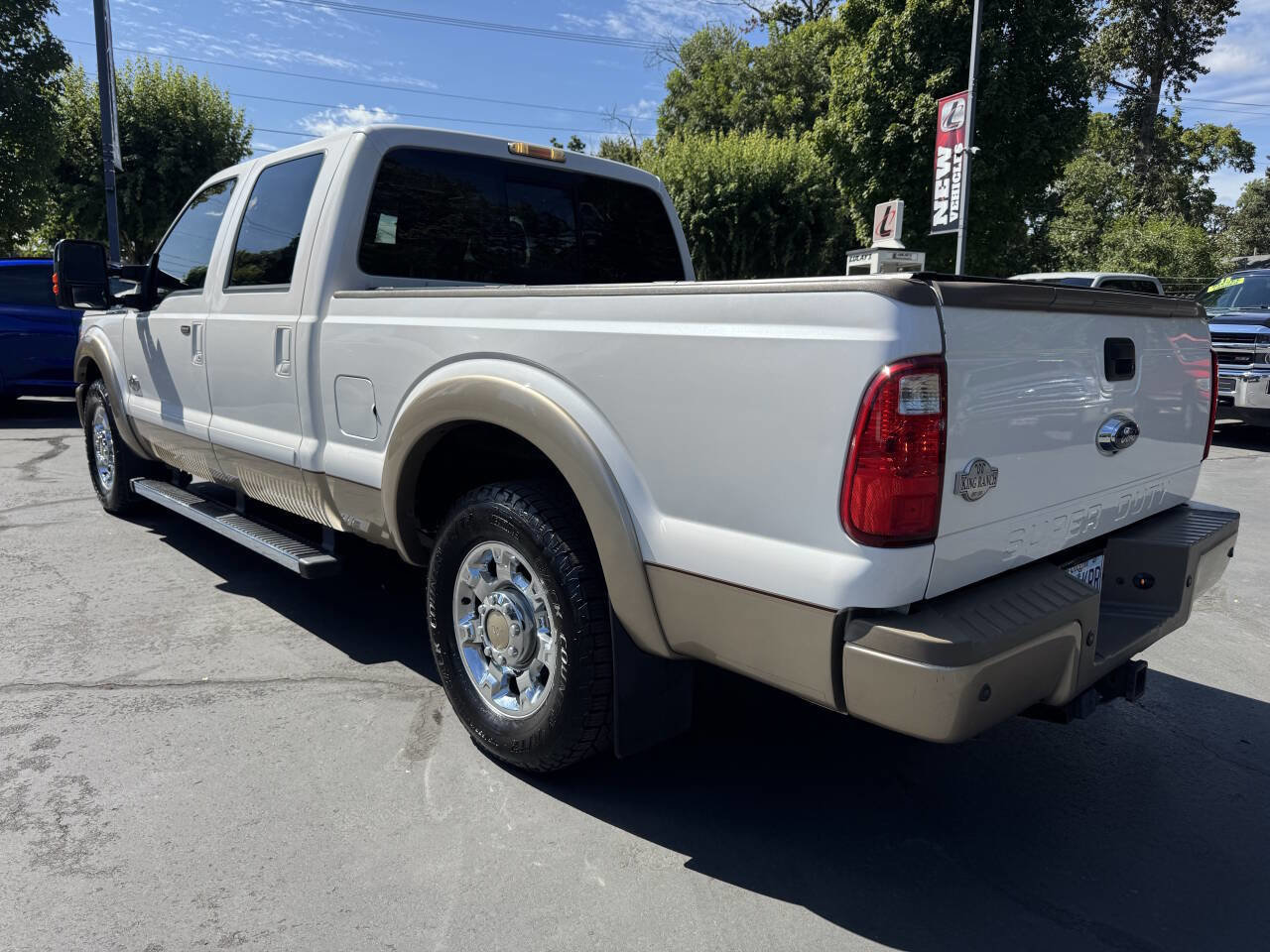 Used 2013 Ford F250 King Ranch w/ King Ranch w/Chrome Pkg image 2