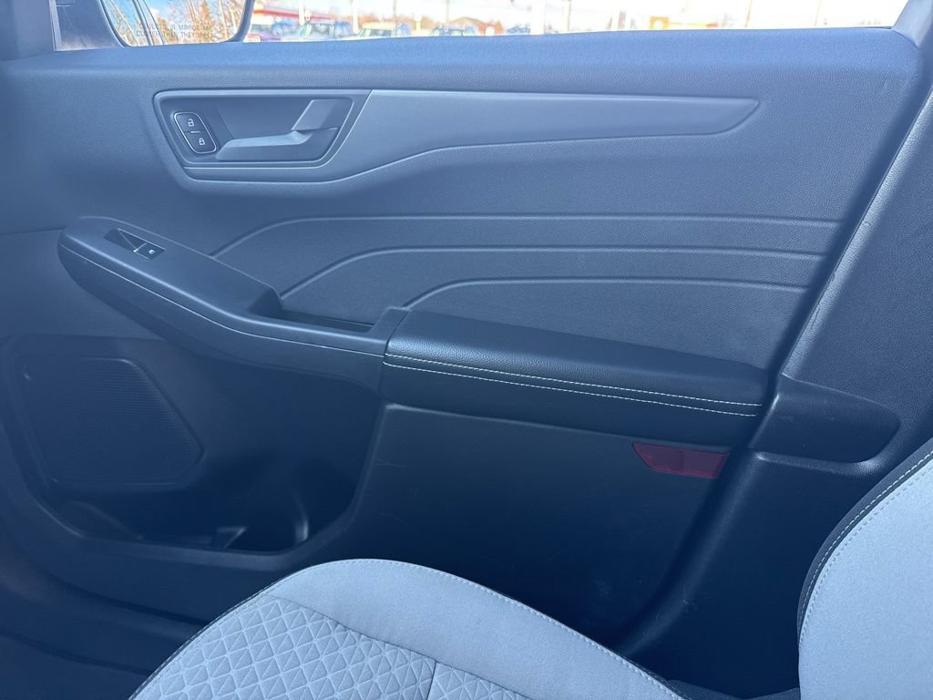 Used 2023 Ford Escape Active AWD/4WD image 21