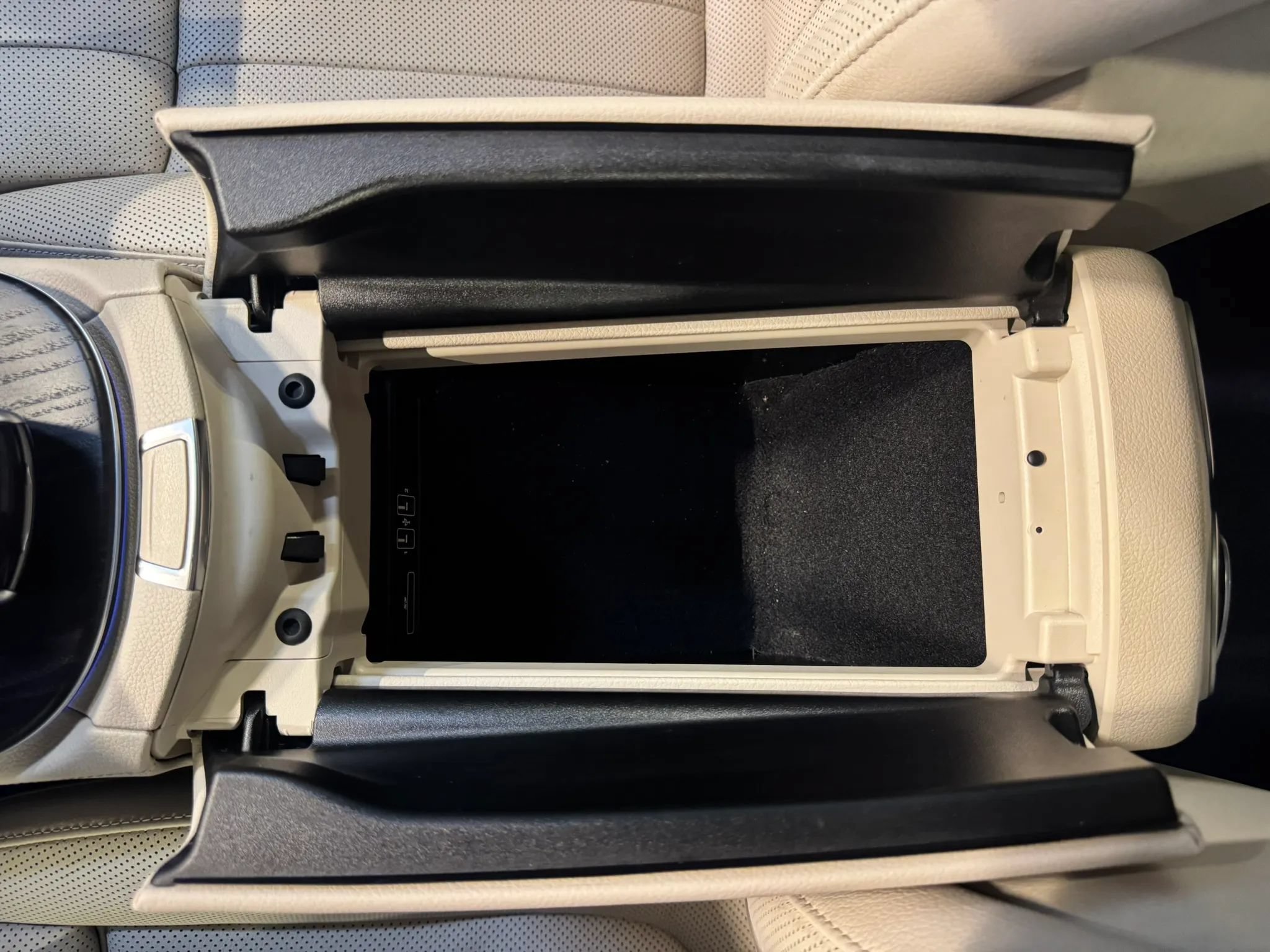 Used 2018 Mercedes-Benz E 400 Coupe image 25