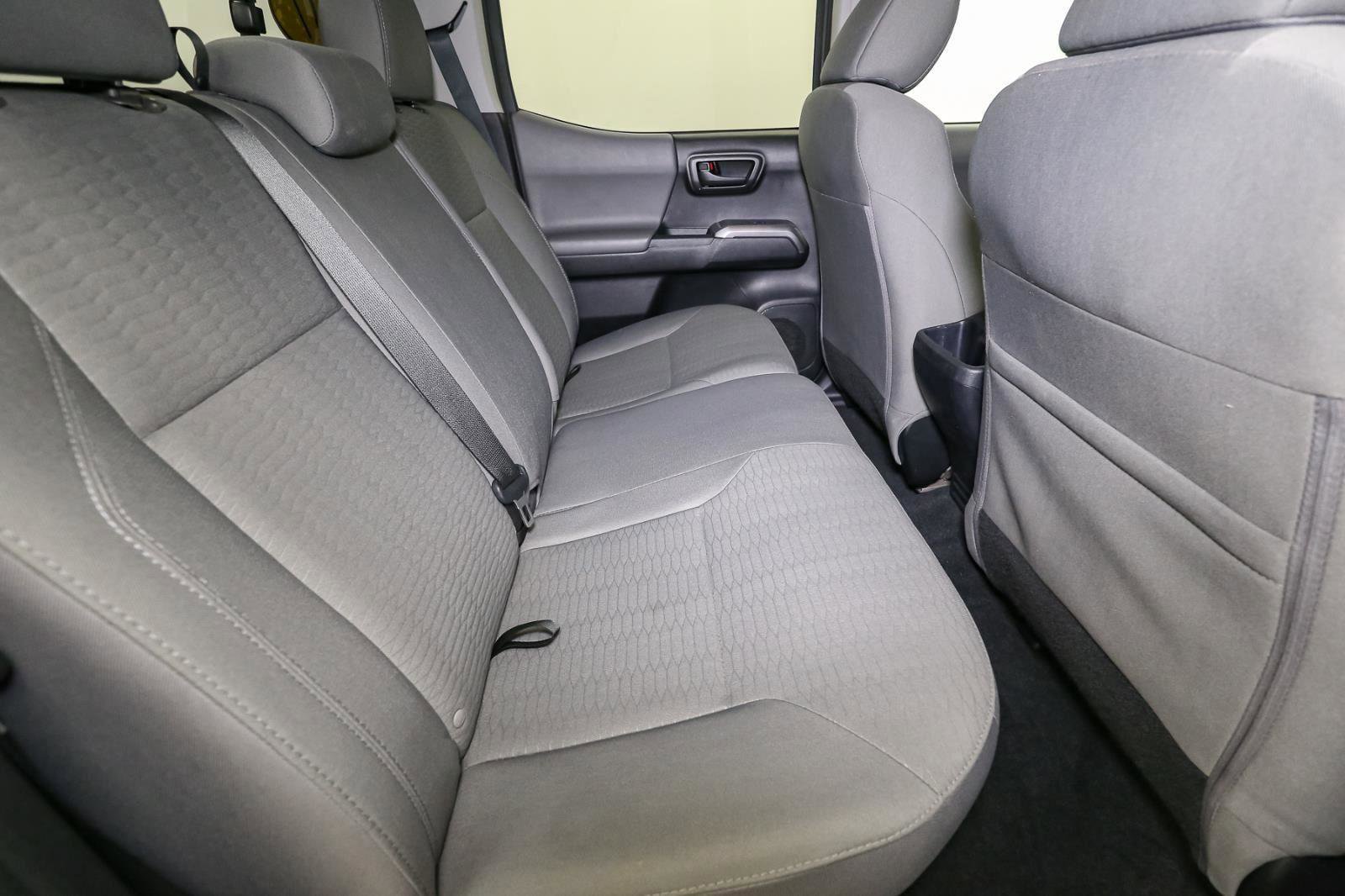 Used 2017 Toyota Tacoma SR5 image 20