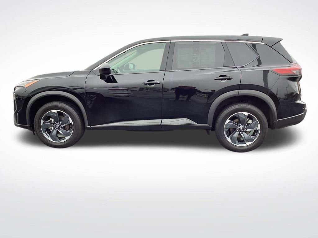 Used 2025 Nissan Rogue SV image 6