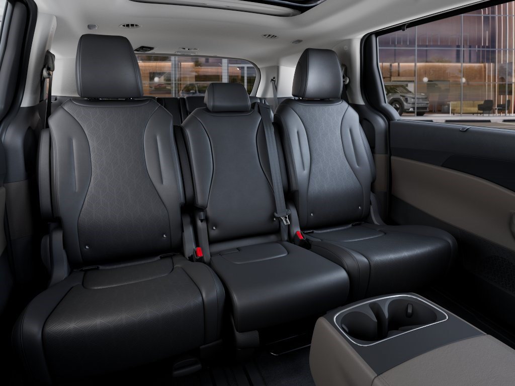 New 2026 Kia Carnival SX FWD image 17