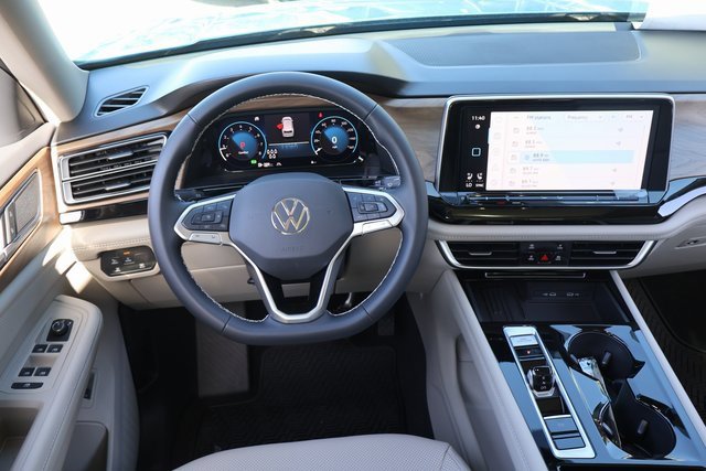 New 2026 Volkswagen Atlas SE image 15