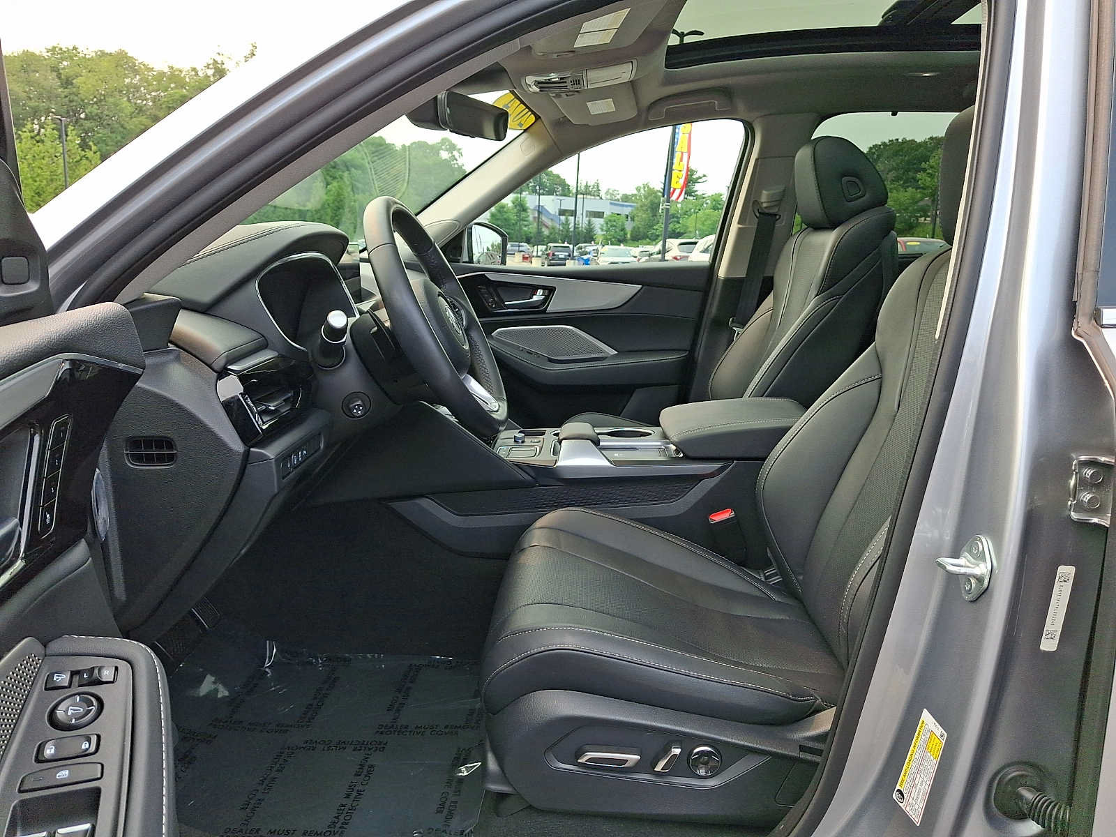Certified 2024 Acura MDX SH-AWD w/ Technology Package image 14