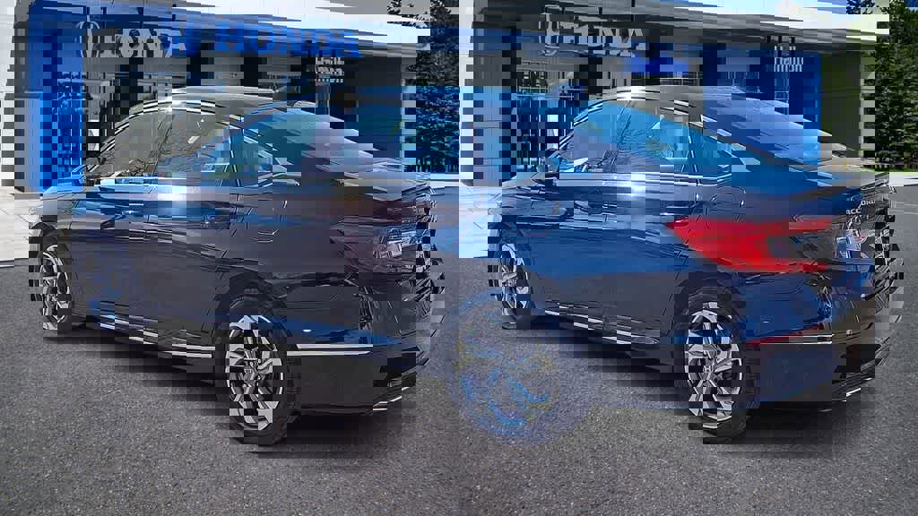 Used 2018 Honda Accord EX image 6