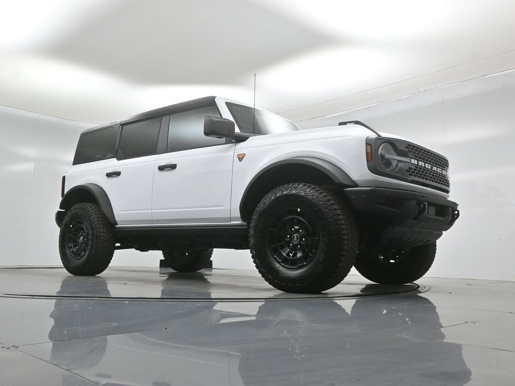 New 2026 Ford Bronco Badlands AWD/4WD image 3