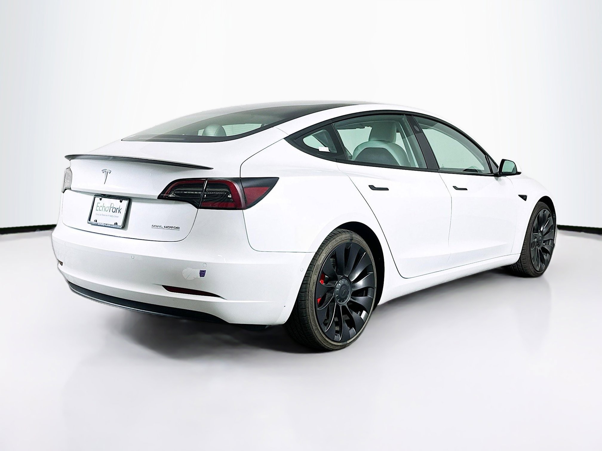 Used 2021 Tesla Model 3 Performance image 9