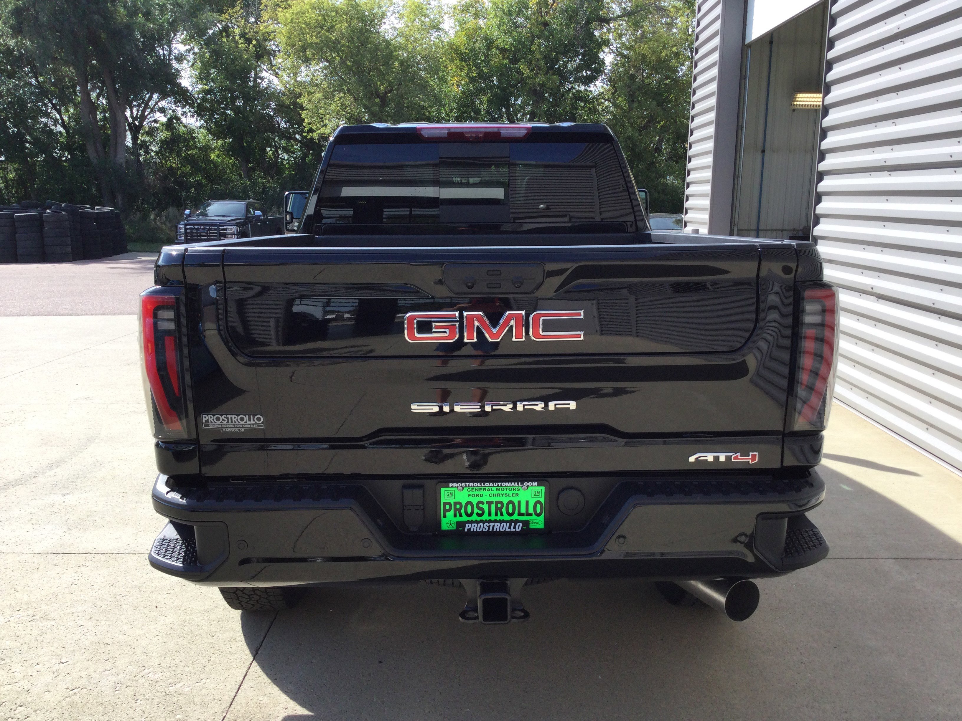 New 2026 GMC Sierra 3500 AT4 w/ AT4 Premium Plus Package image 4