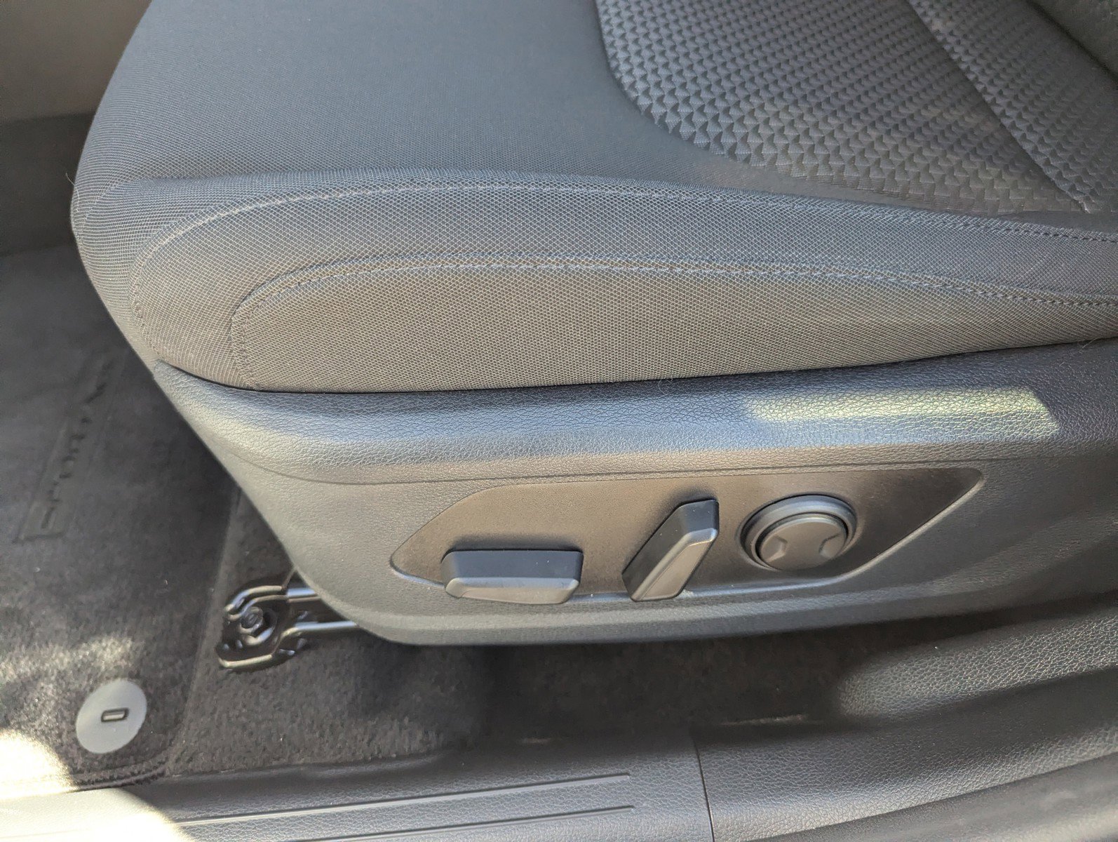 Used 2026 Kia Sportage LX w/ LX Convenience Package image 27