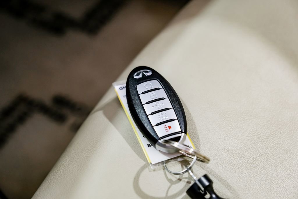 Used 2016 INFINITI Q50 3.0t Premium w/ 3.0T Premium Plus Package image 62