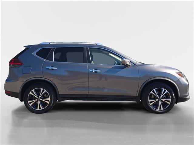 Used 2020 Nissan Rogue SV w/ Premium Package image 6