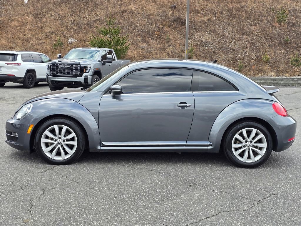Used 2015 Volkswagen Beetle TDI image 16