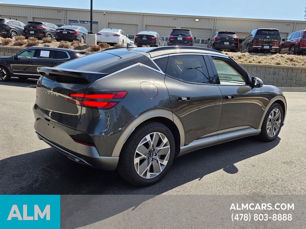 Used 2025 Genesis GV60 RWD image 12