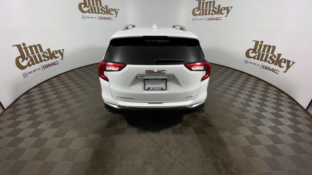 Certified 2024 GMC Terrain SLT w/ Infotainment Package II AWD/4WD image 7