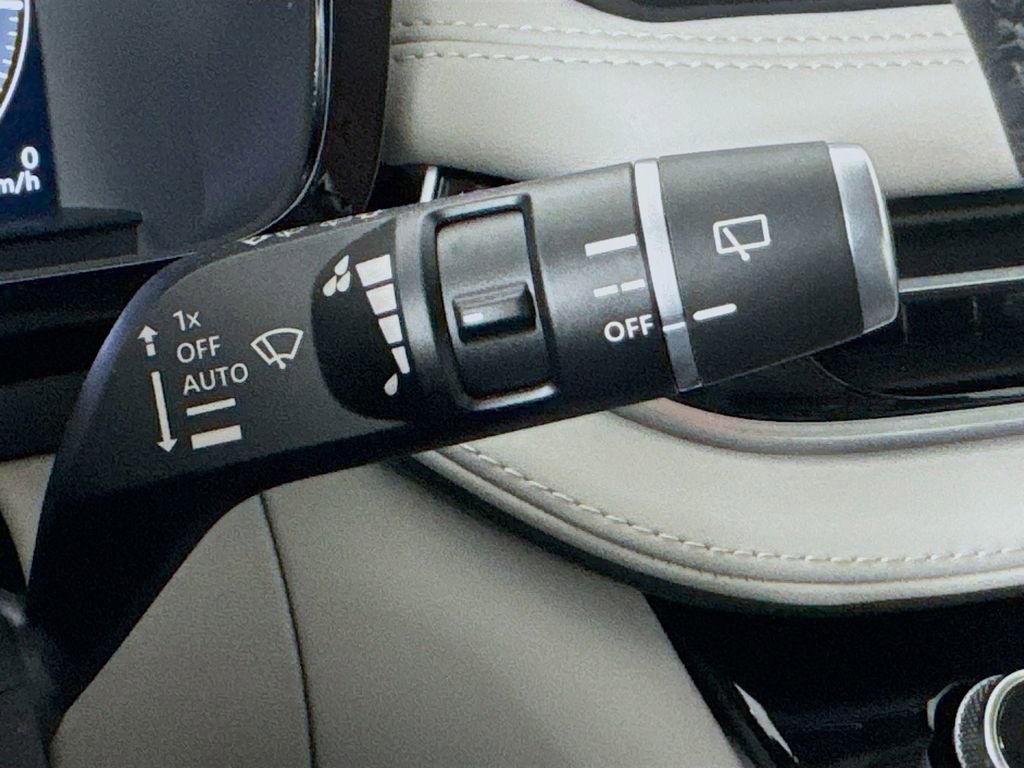 Used 2026 INFINITI QX60 Luxe w/ Cargo Package image 13