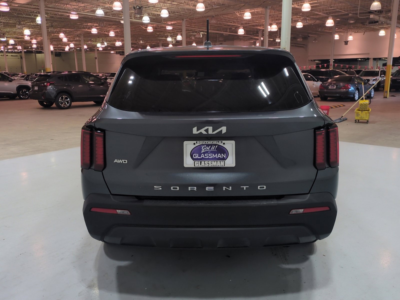 Used 2022 Kia Sorento LX AWD/4WD image 4