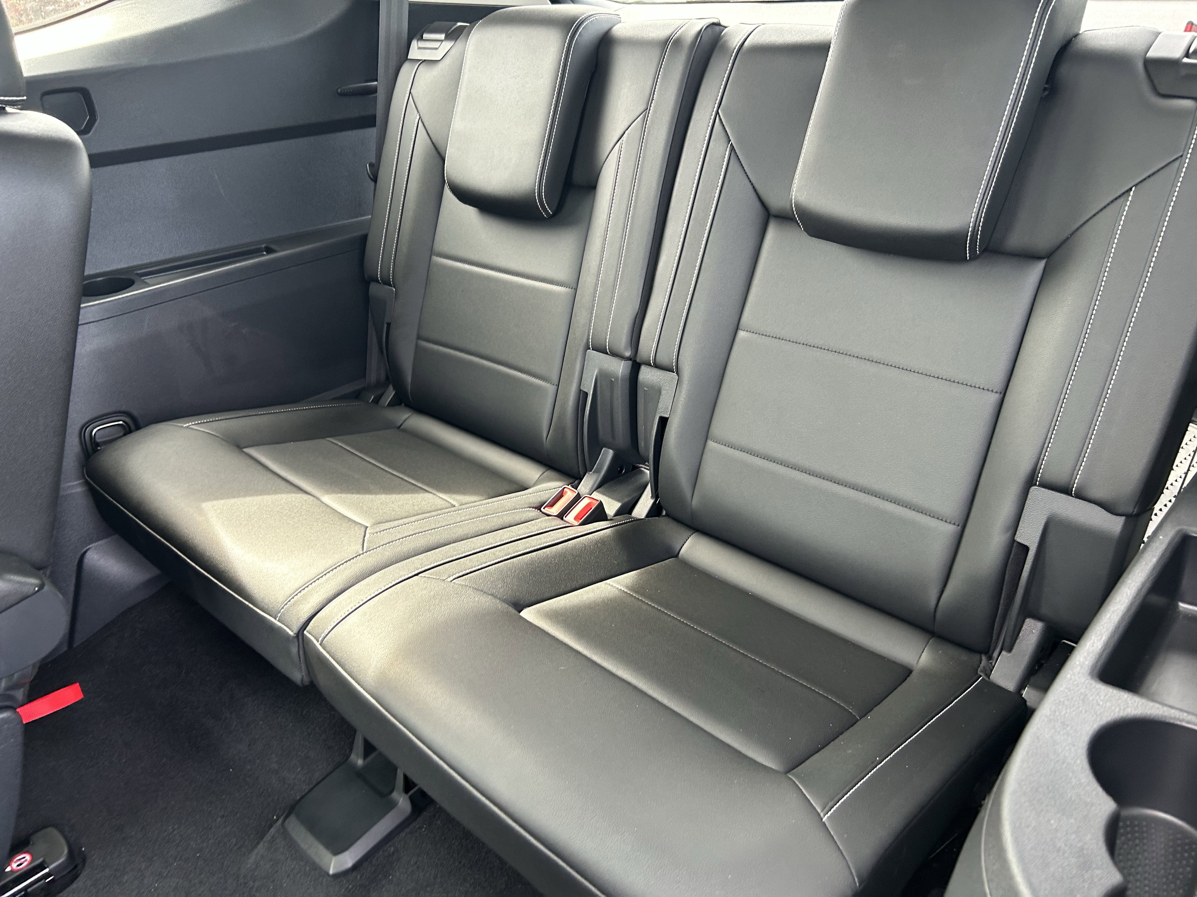 Certified 2023 Volkswagen Atlas SEL R-Line AWD/4WD image 26