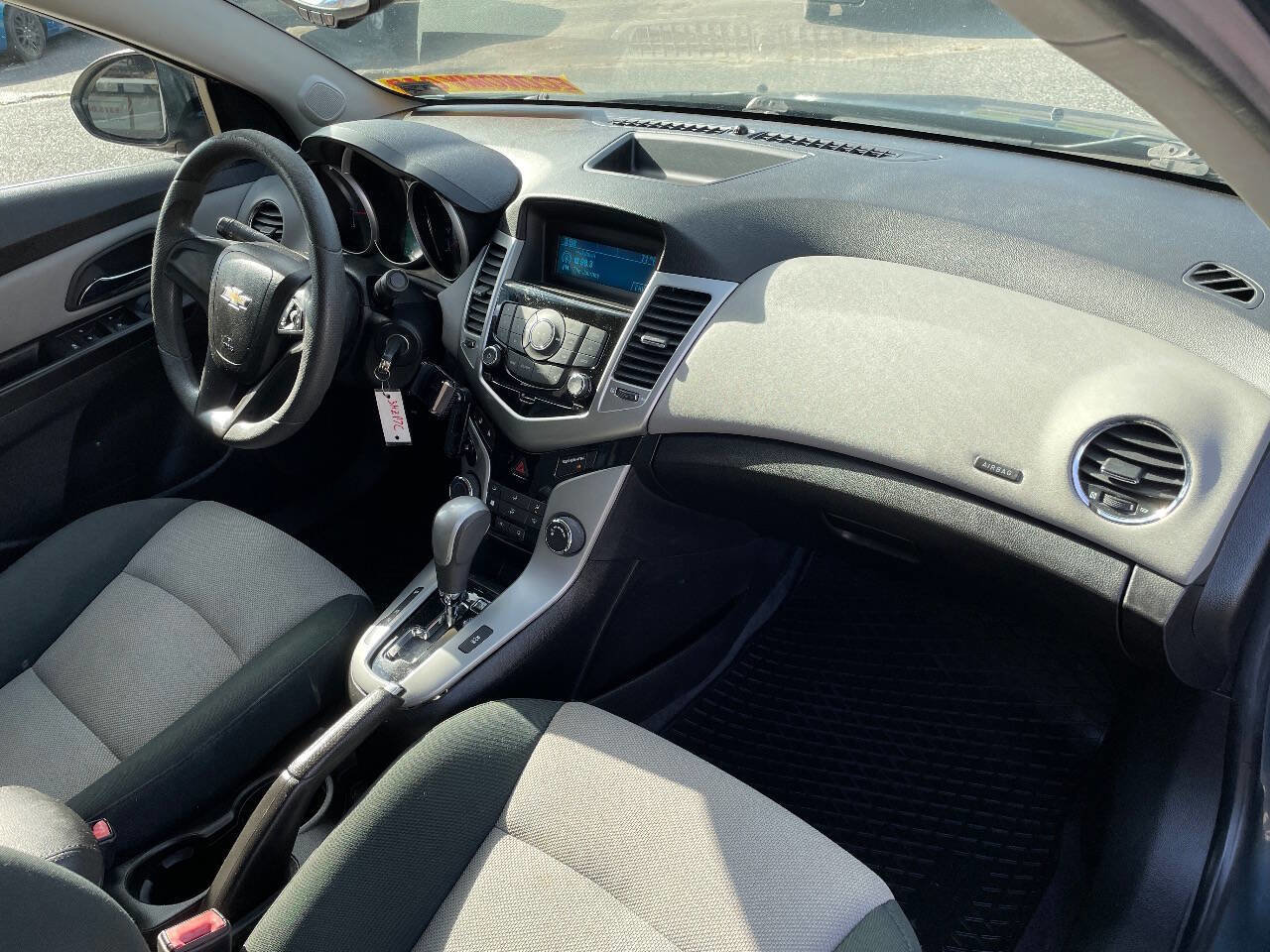 Used 2012 Chevrolet Cruze LS w/ Connectivity Package image 27