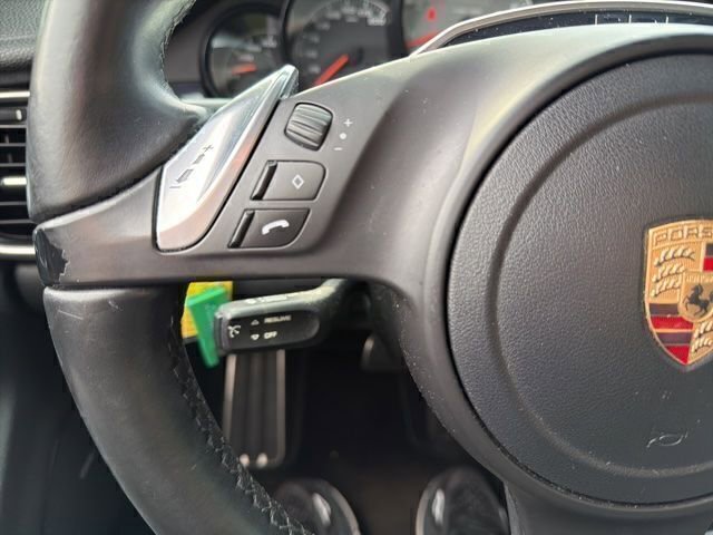Used 2014 Porsche Panamera S RWD image 11