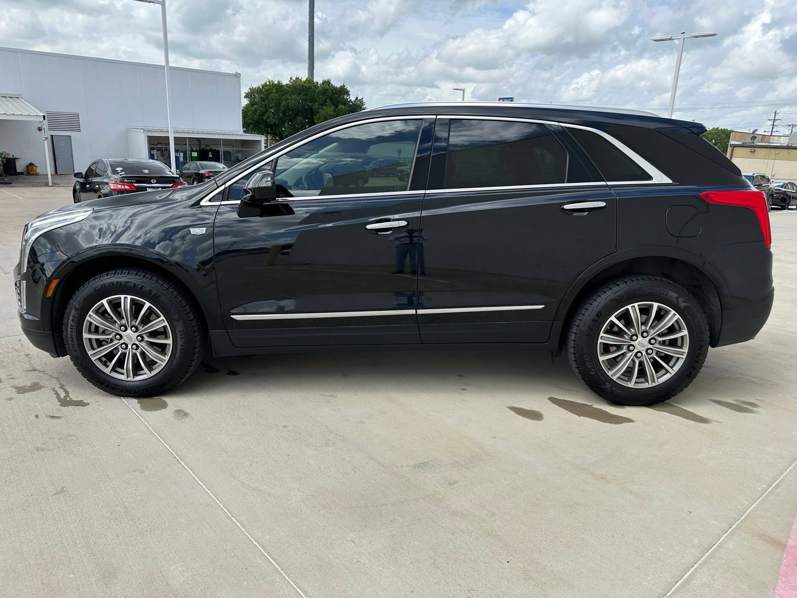 Used 2019 Cadillac XT5 Luxury FWD image 4