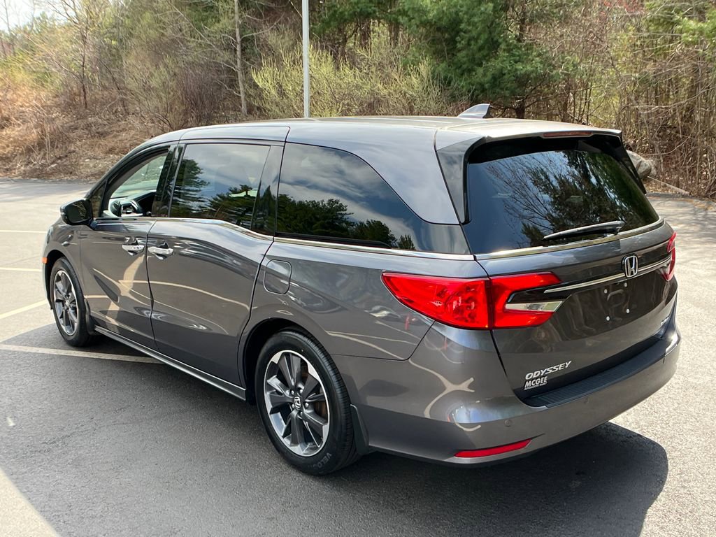 Used 2022 Honda Odyssey Elite image 3