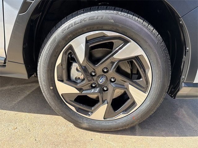 New 2025 Subaru Crosstrek 2.5i Limited image 18