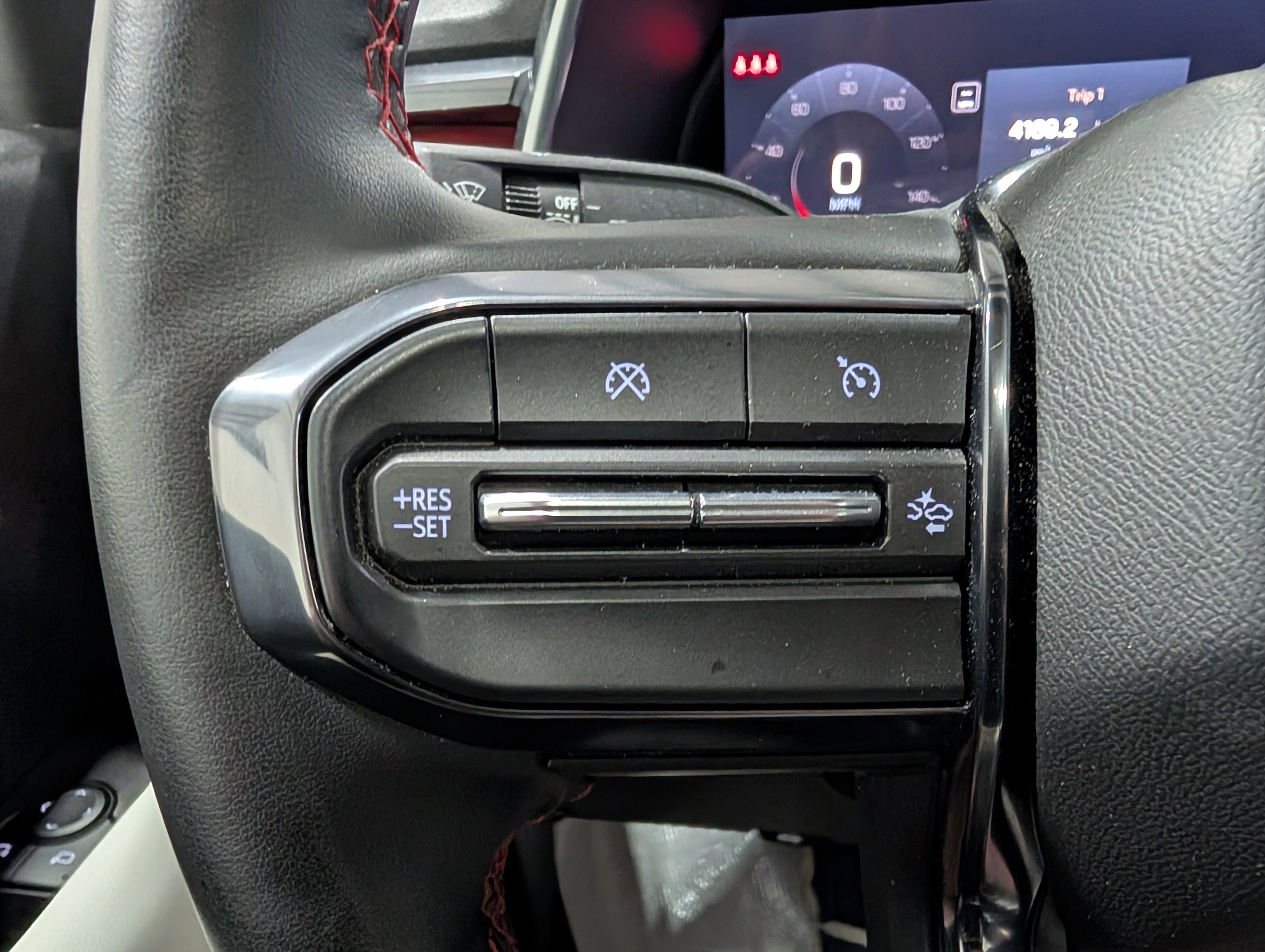 Used 2024 GMC Canyon AT4X w/ AT4X AEV Edition AWD/4WD image 21