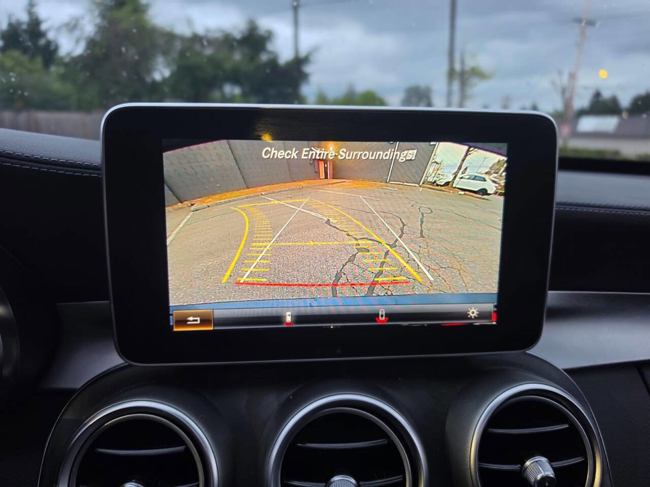 Used 2015 Mercedes-Benz C 300 Sedan image 18