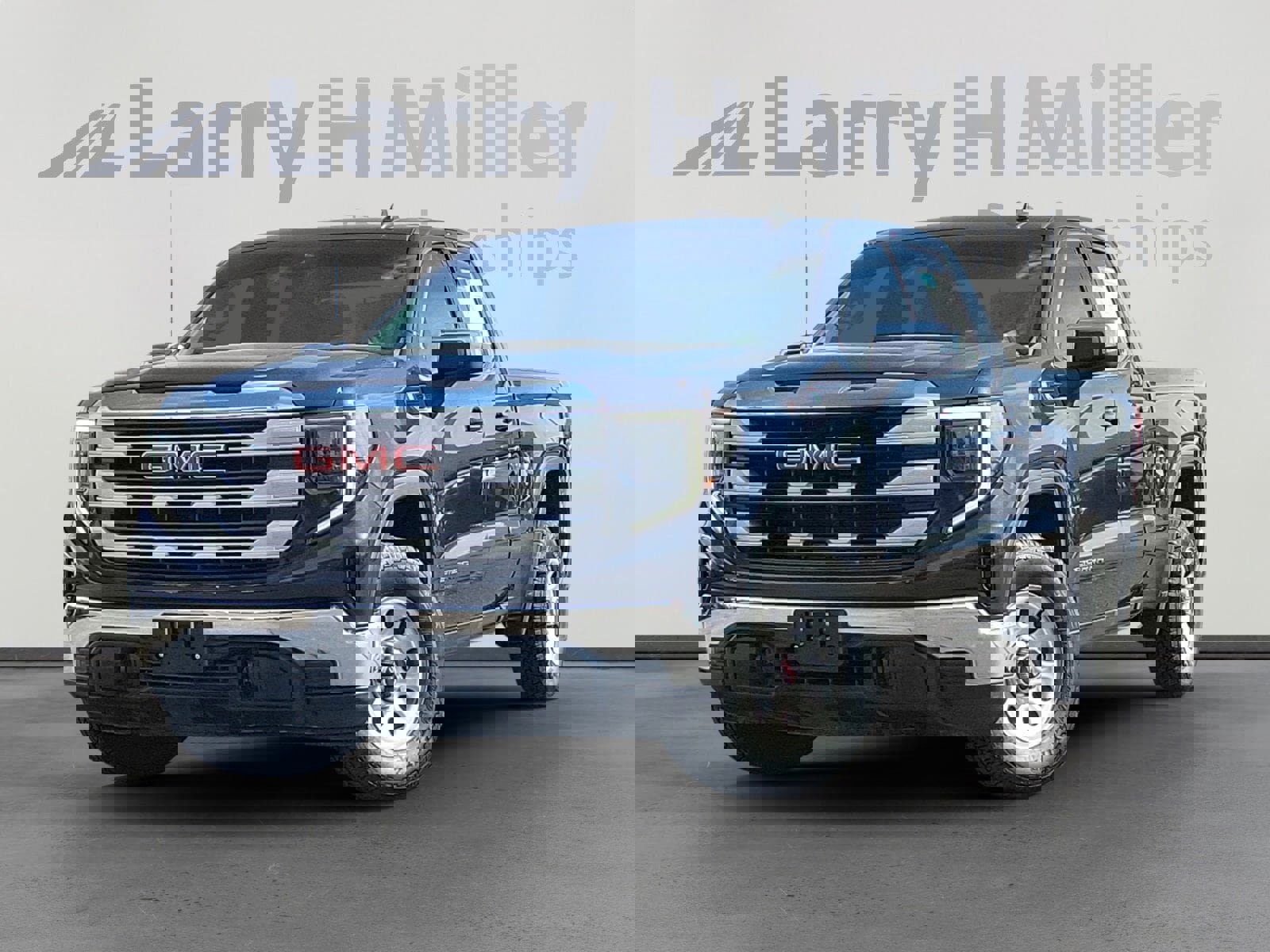 Used 2023 GMC Sierra 1500 SLE image 1