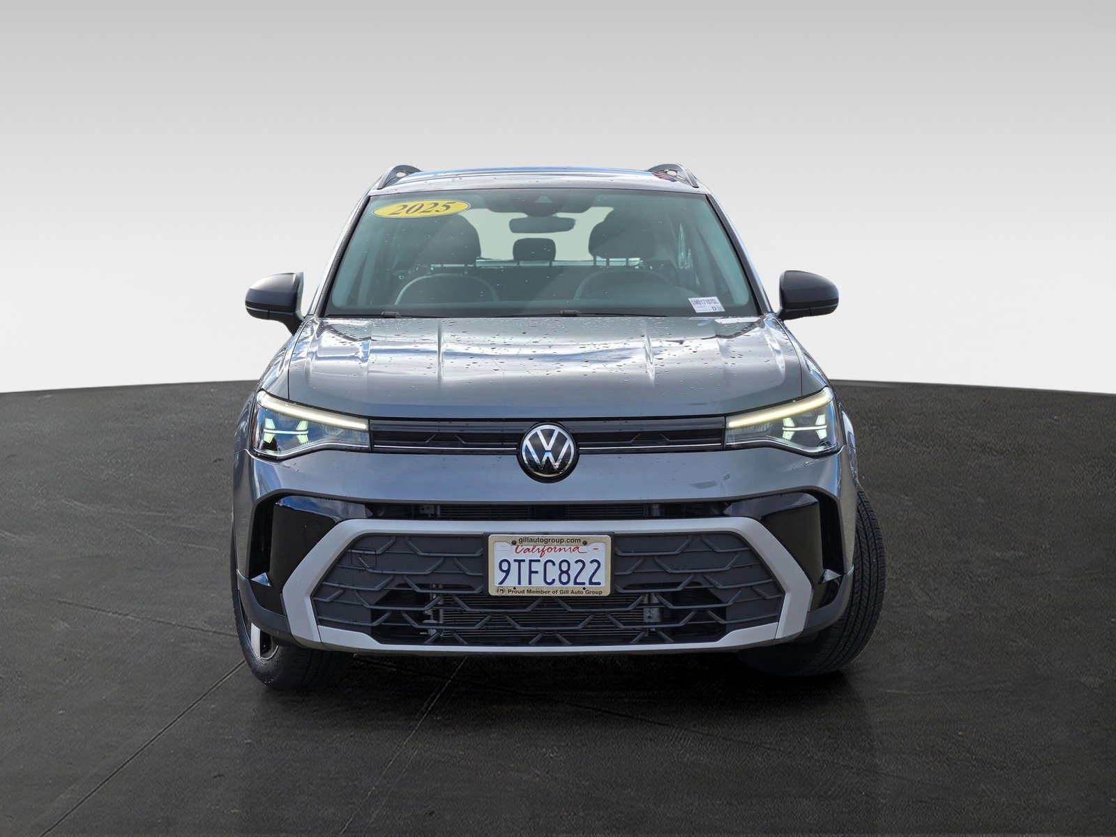 Used 2025 Volkswagen Taos S image 2