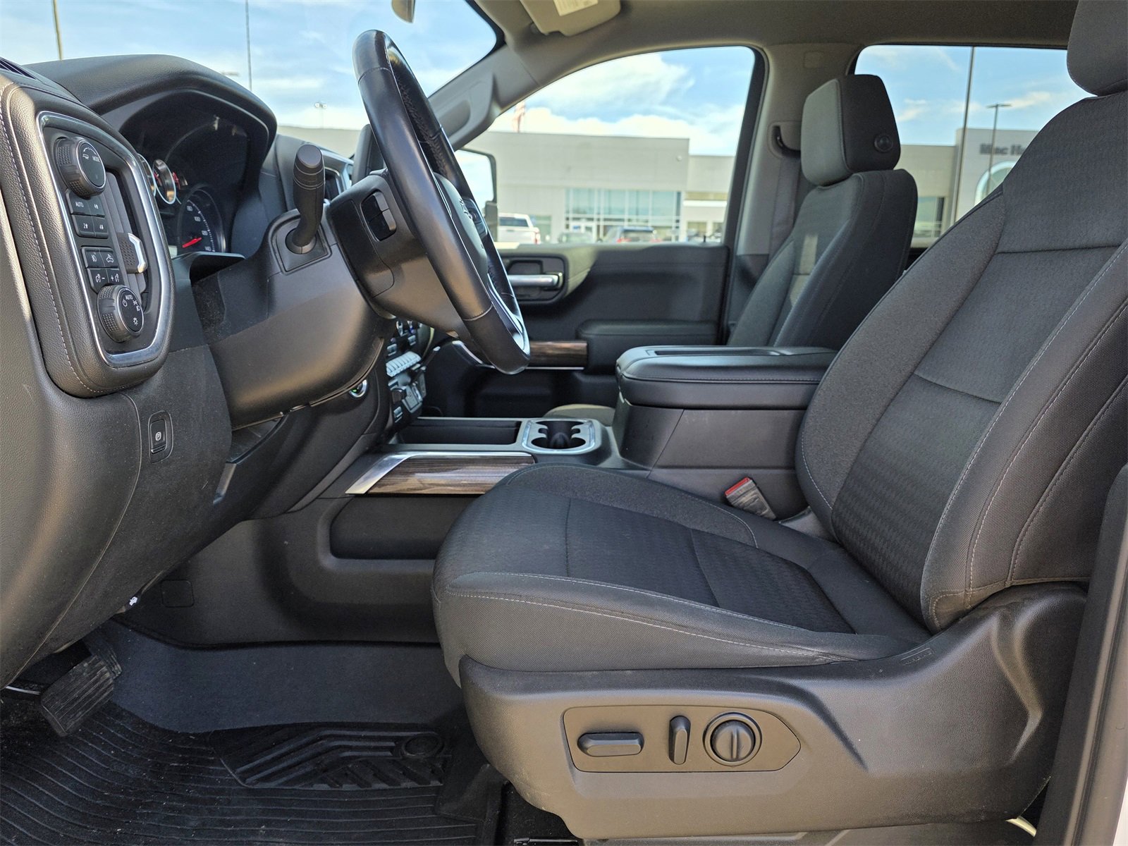 Certified 2020 Chevrolet Silverado 1500 LT Trail Boss image 18