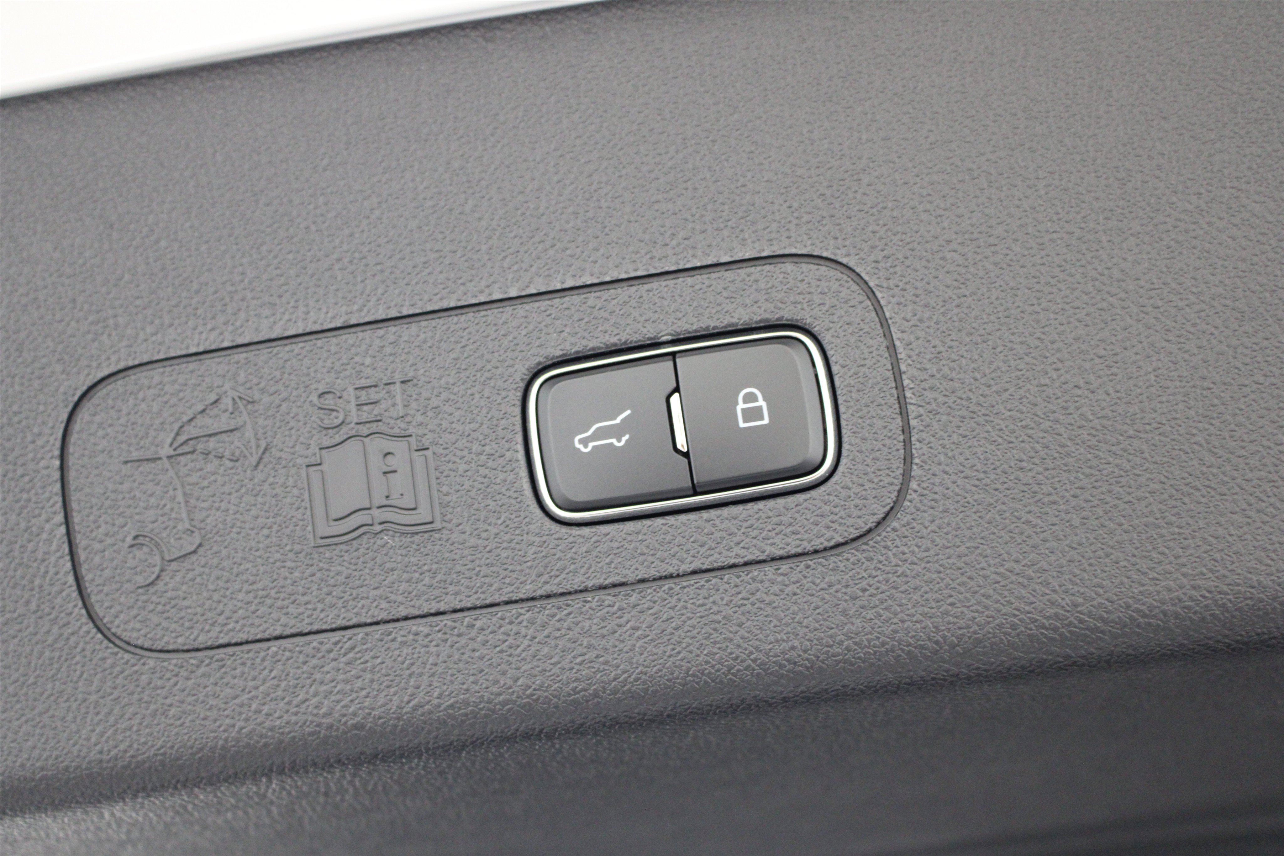 Used 2025 Lincoln Aviator Black Label AWD/4WD image 29
