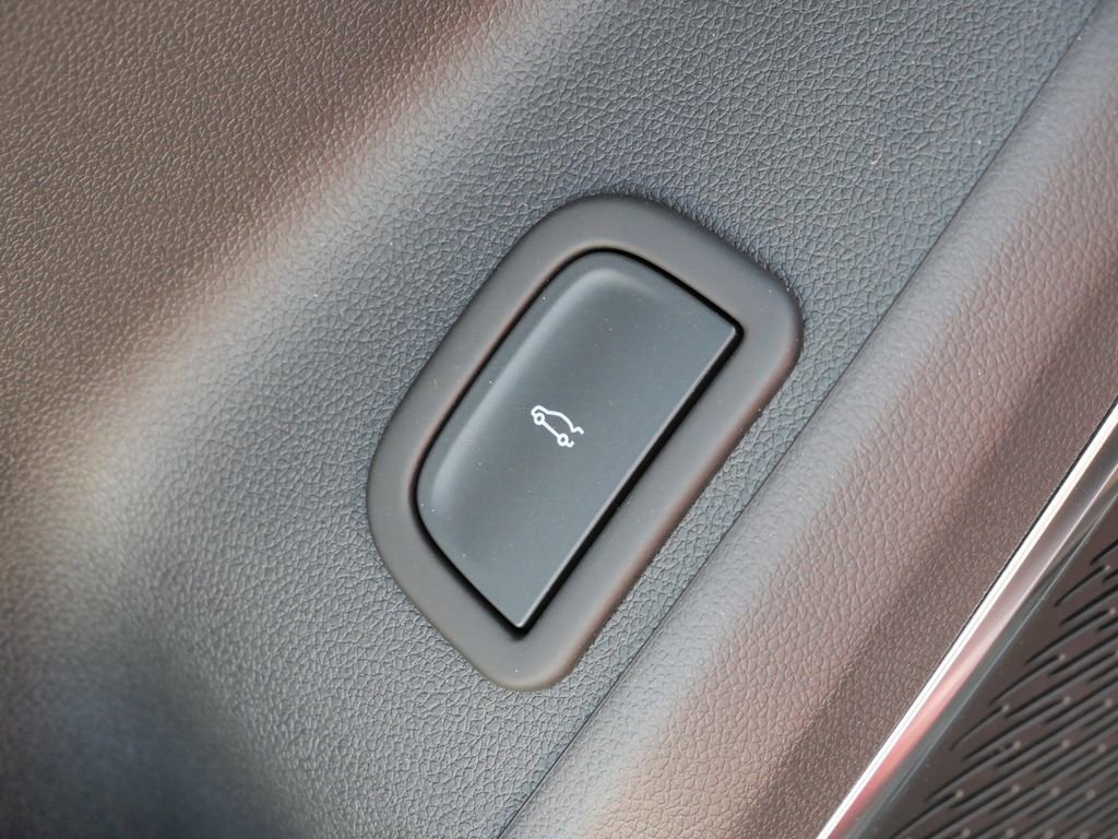 New 2026 GMC Acadia Denali w/ Super Cruise Package image 44