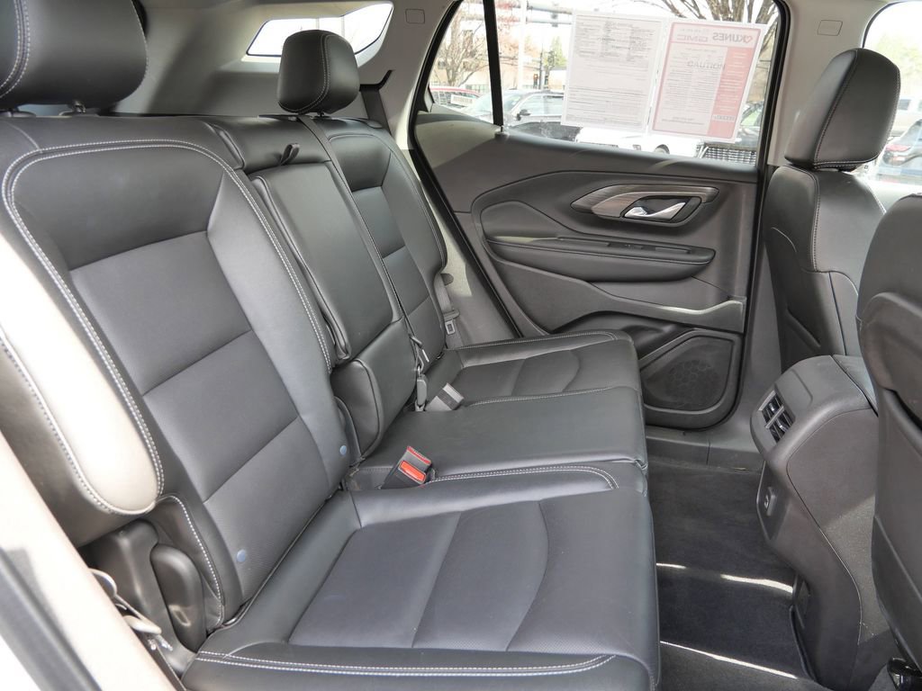 Used 2024 GMC Terrain SLT AWD/4WD image 23