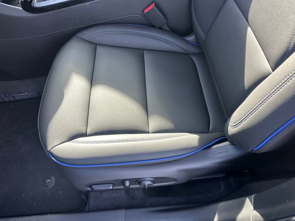 New 2026 Buick Envista Sport Touring image 11