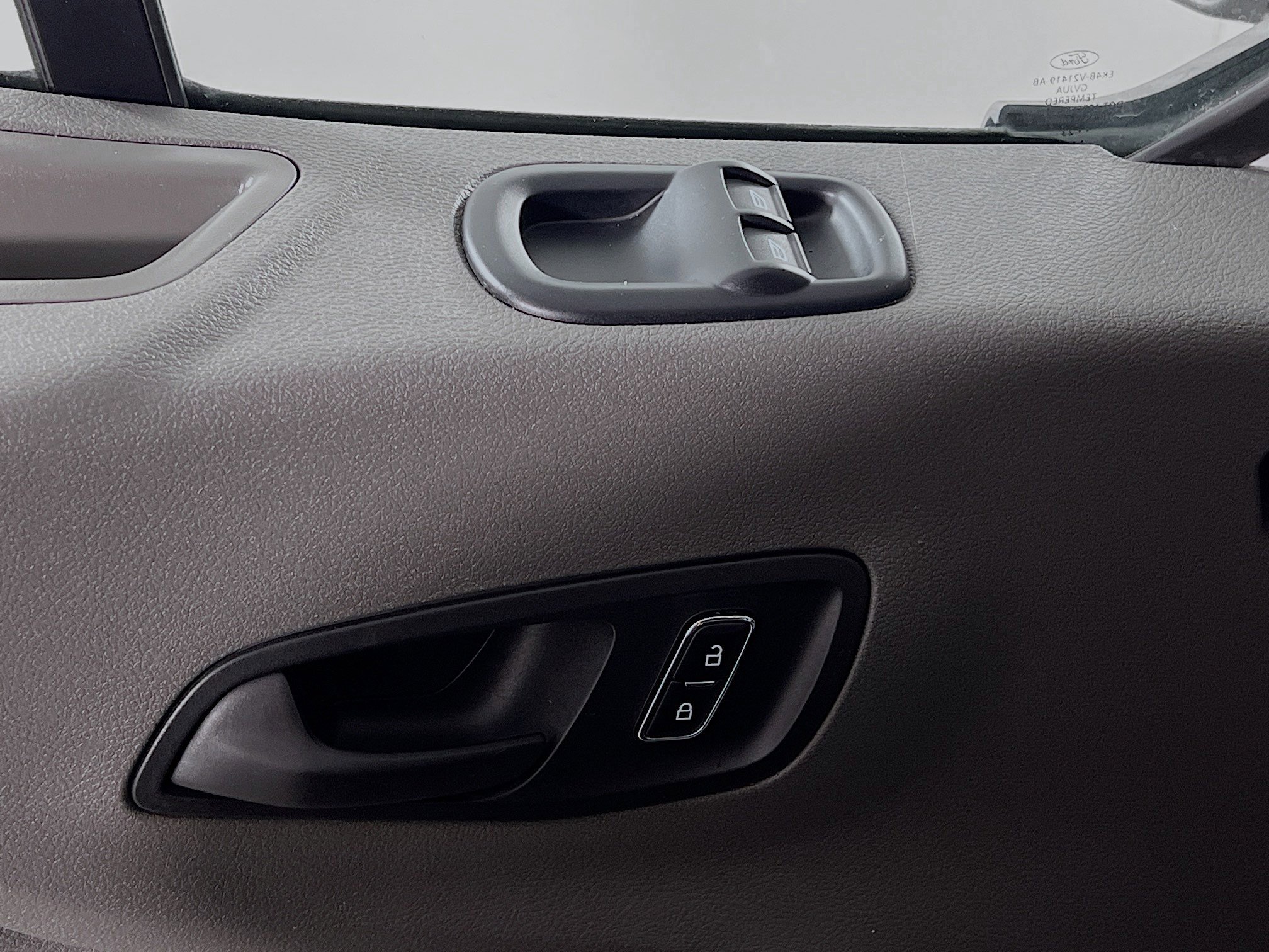 Used 2023 Ford Transit 350 XLT image 16